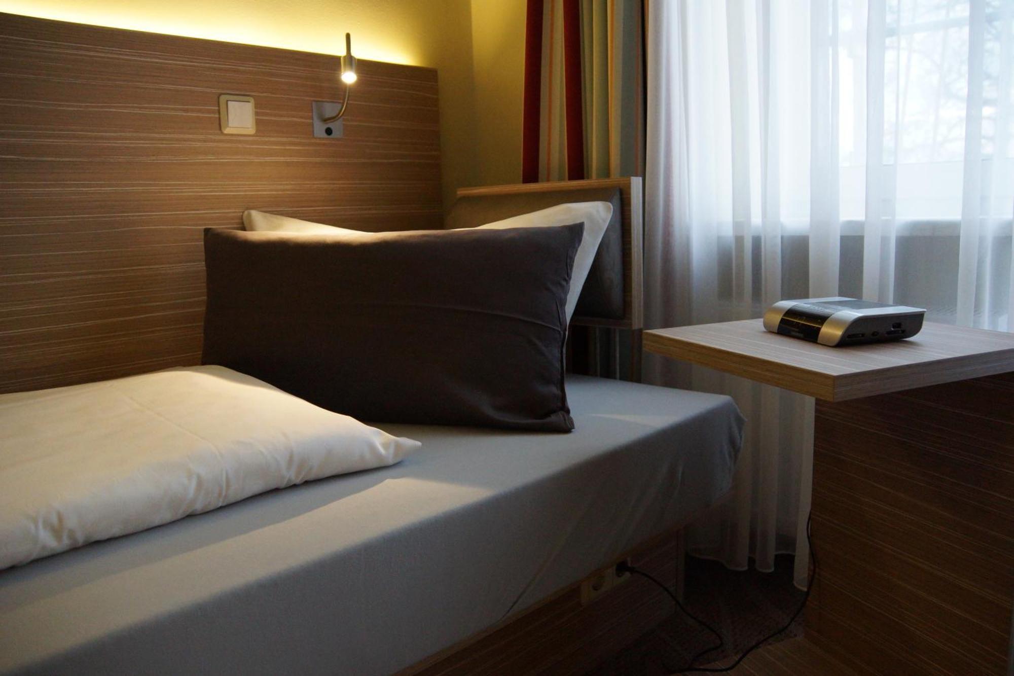 Hotel Am Untersee Bantikow Habitación foto